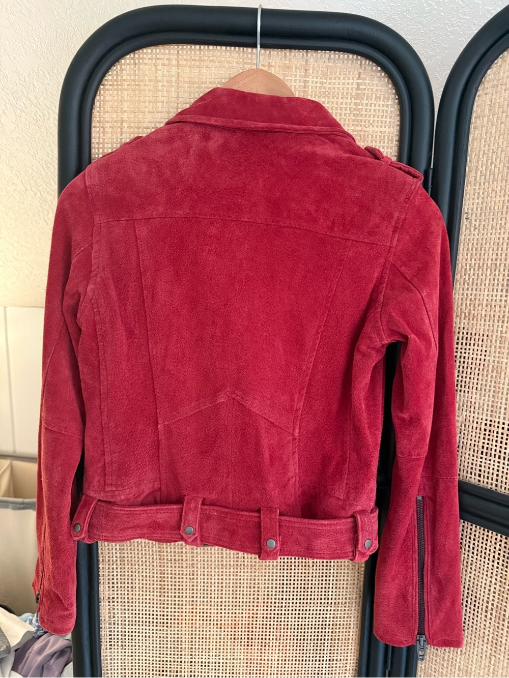 Blank NYC Women’s Suede Moto Zip Belted Jacket Berry Red Small - Picture 3 of 8